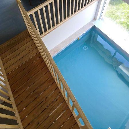 Villa Elegante A Panissieres Avec Piscine Privee Экстерьер фото